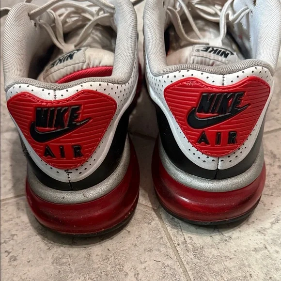 Nike Air Max Men's White and Red Athletic Shoes - Picture 4 of 12